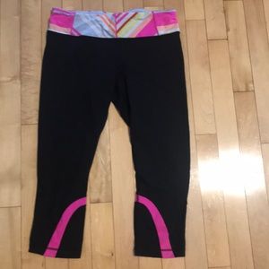 Lululemon athletic capris size 10!